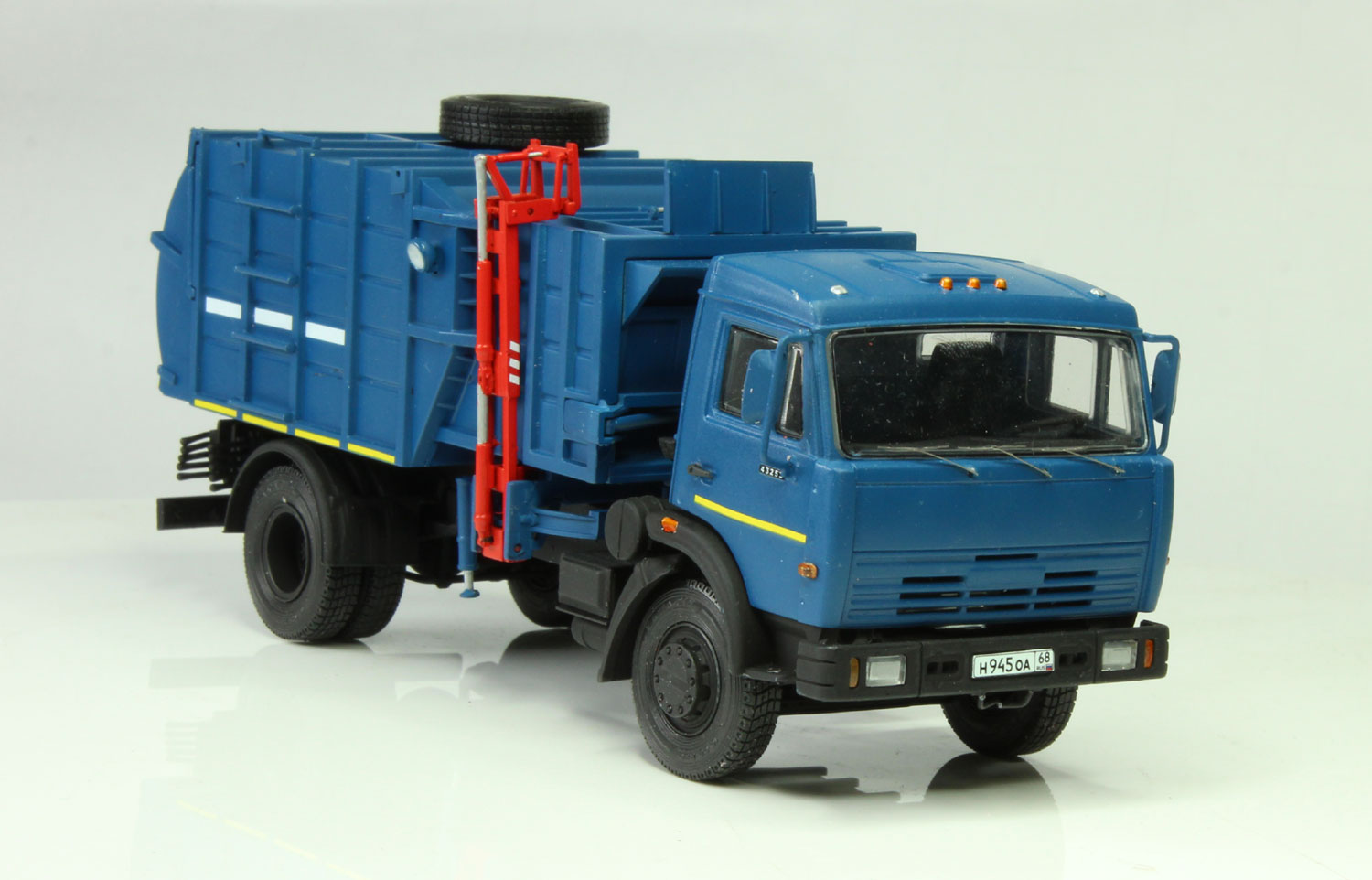 ���-4503 (43253) ������ � �������� 1:43 ���� 1