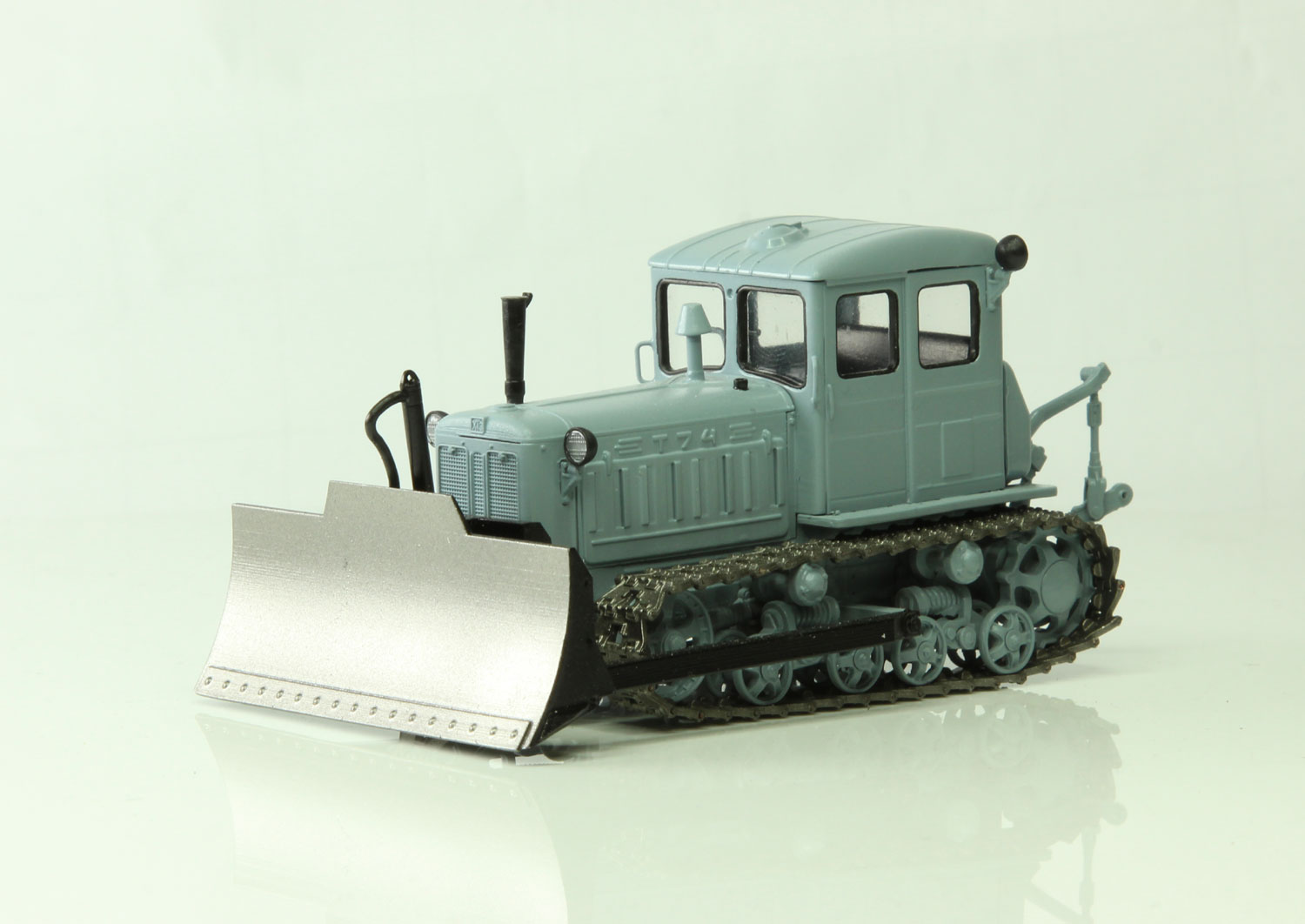 �-74 ��������� ������� (����� ������) ������ � �������� 1:43 ���� 1