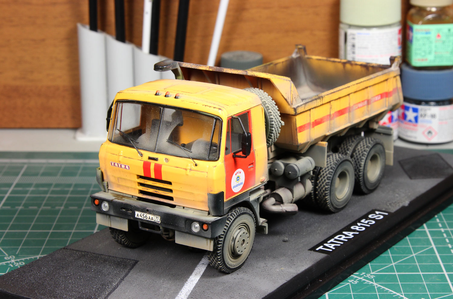 Tatra-815S1 ������ � �������� 1:43 ���� 1