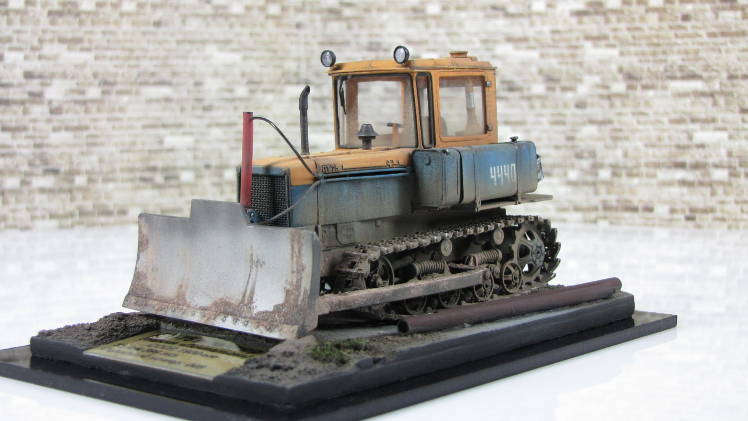 -75 "",  (/,   )    1:43  1