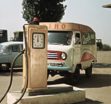 Бензоколонка автоматическая образца 1954 года (кф Королева бензоколонки) модель в масштабе 1:43 фото 6