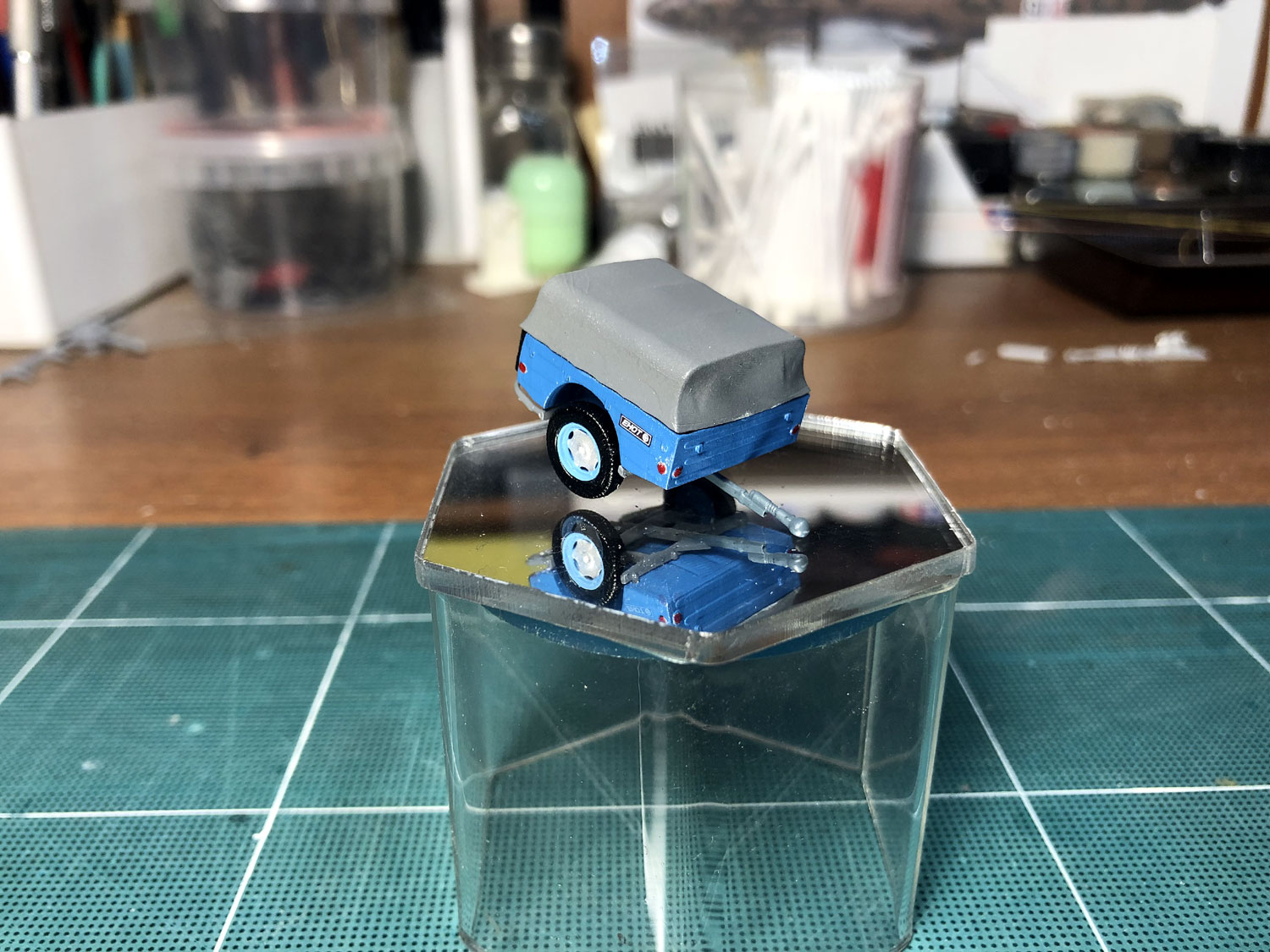 Енот мотоприцеп (голубой) модель в масштабе 1:43 фото 1