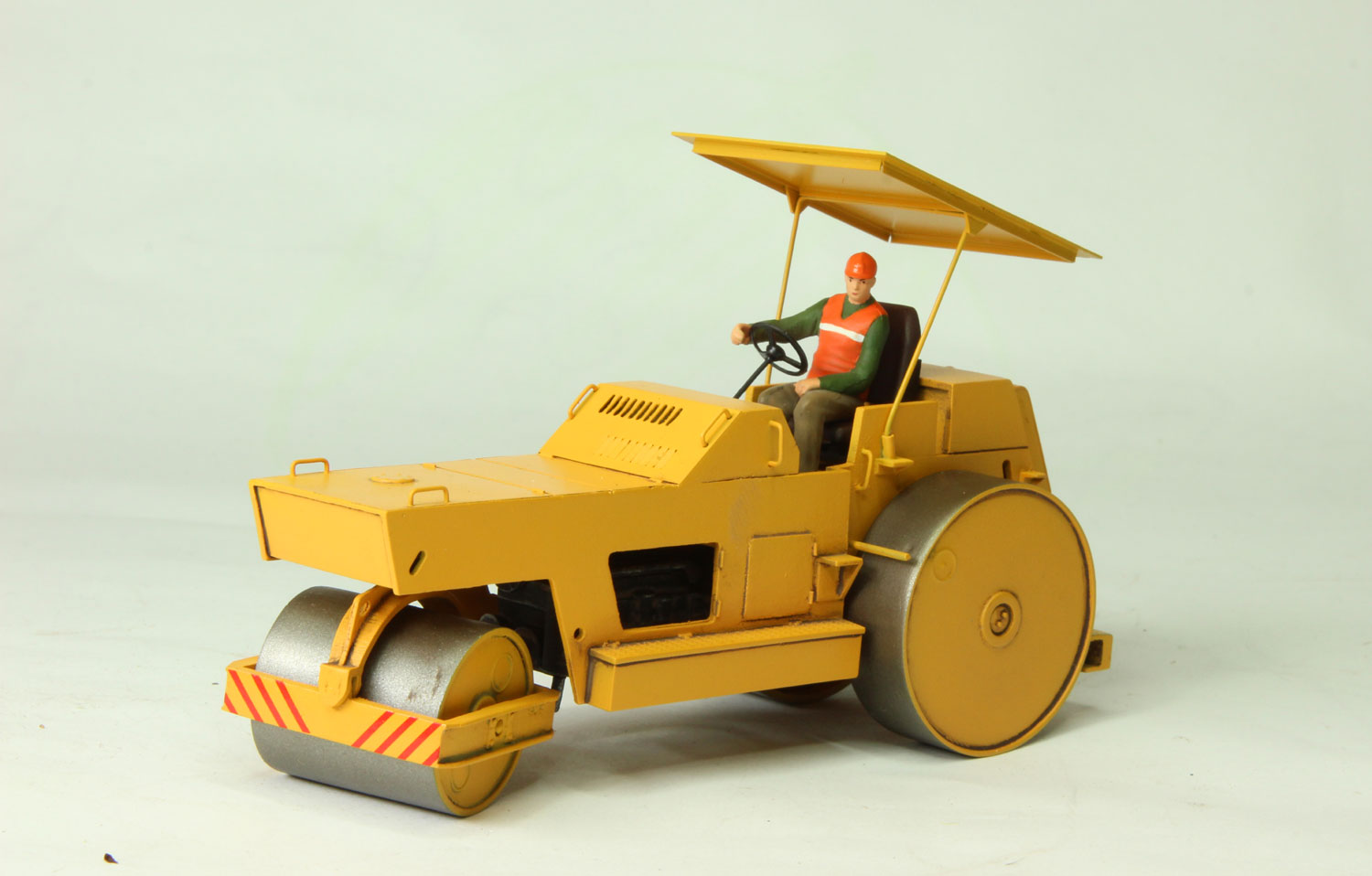 ��-48 �������� ����� (������, ������ ������) ������ � �������� 1:43 ���� 1