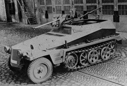 ������ �����. SD.KFZ.250 ������ � �������� 1:43 ���� 1