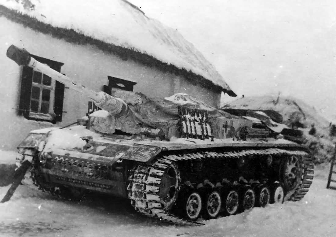 ������ �����. StuG III ������ � �������� 1:43 ���� 1