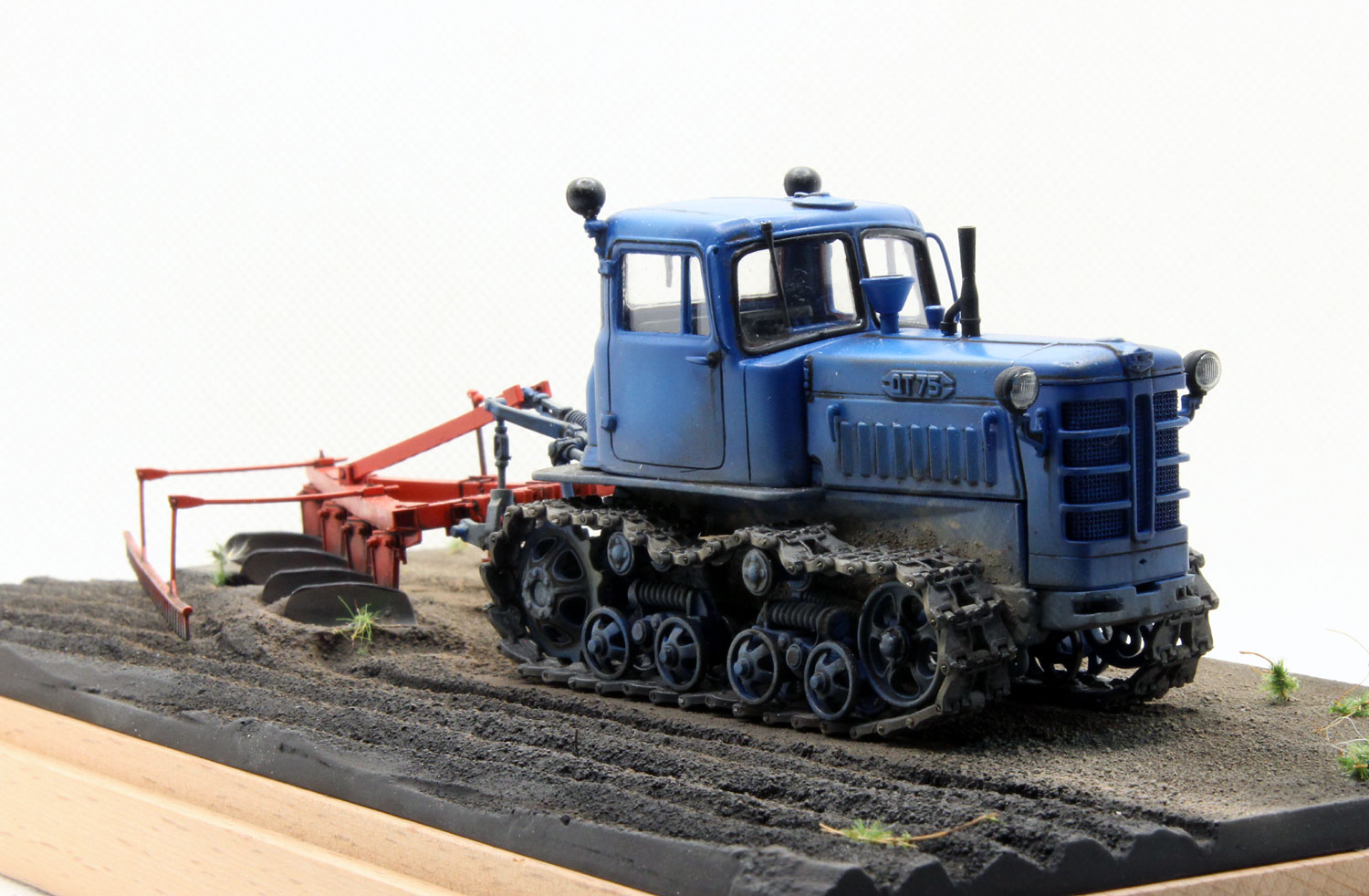 ��-75 � ������ (���������� 16) ������ � �������� 1:43 ���� 1